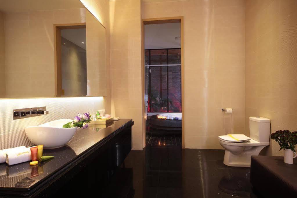 Wehome Motel Tainan Exterior foto